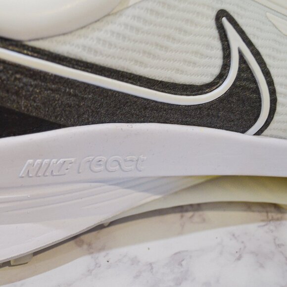 NIKE | AIR ZOOM INFINITY TOUR NXT SPIKELESS GOLF SHOES - Picture 5 of 7